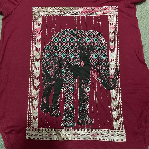 Juniors Elephant Print Shirt - Picture 2 of 4